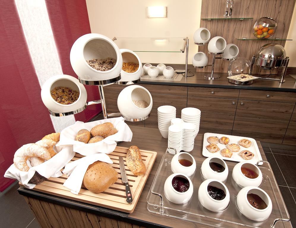 Altstadthotel Guesthouse Die Galerie Ингольштадт Экстерьер фото